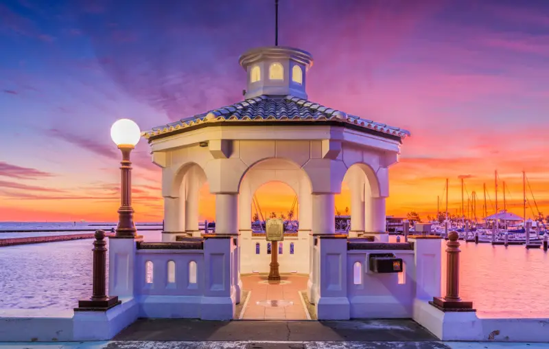 Corpus Christi, Texas, USA on the seawall at dawn.