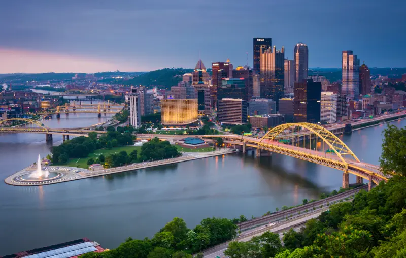 Evening view of Pittsburgh from the top of the Duquesne Incline in Mount Washington, Pittsburgh, Pennsylvania.